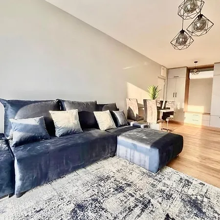 Apartment Elegant Retreat - Private Terrace And Parking