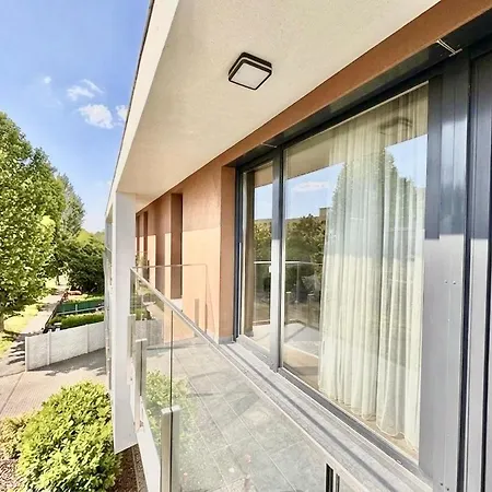 Apartment Elegant Retreat - Private Terrace And Parking *